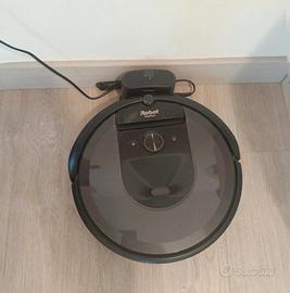 iRobot Roomba i7 - Robot Aspirapolvere Wi-Fi 