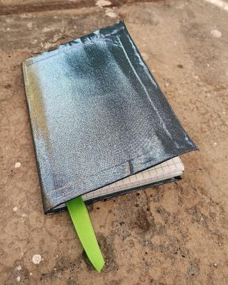 Quaderno tascabile lucido