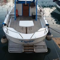 Barca in legno ex peschereccio