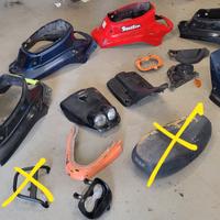 Carene cerchi pezzi Booster Spirit R