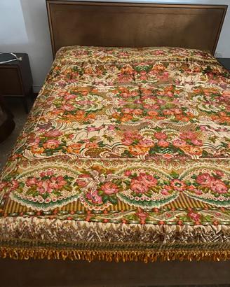Coperta in ciniglia vintage