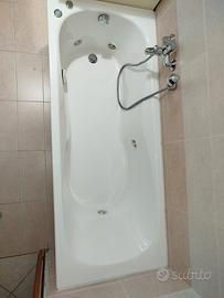 vasca idromassaggio Jacuzzi projecta 
