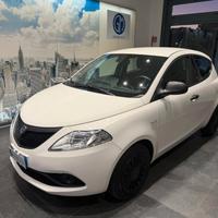 Lancia Ypsilon 1.0 FireFly 5 porte S&S Hybrid Ecoc
