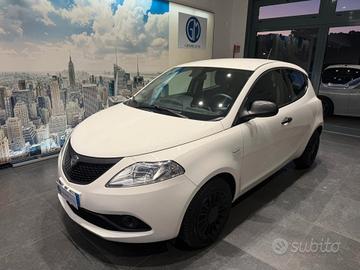 Lancia Ypsilon 1.0 FireFly 5 porte S&S Hybrid Ecoc