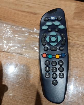 telecomando Sky
