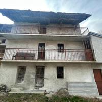 CASA INDIPENDENTE A LOCANA