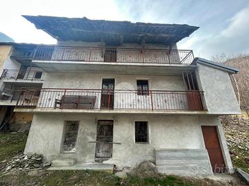 CASA INDIPENDENTE A LOCANA