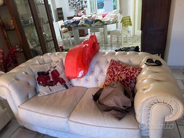 Divani 2 posti e 3 posti chesterfield