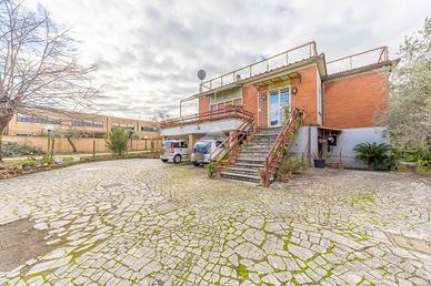 VILLA SINGOLA A ROMA