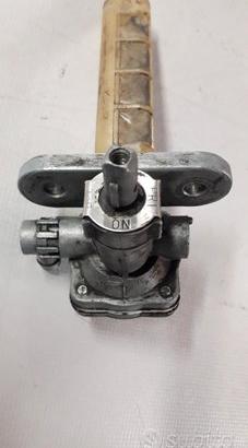 Rubinetto benzina originale SUZUKI GSXR 750 1100