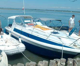 Solo scafo az azimut beneteau 28