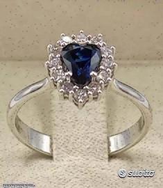 ANELLO ORO 18kt. CON DIAMANTI E ZAFFIRO CUORE