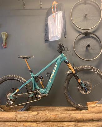 Pivot Shuttle LT Tg. M