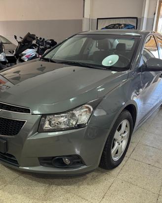Chevrolet Cruze 1.6 cc. GPL Berlina LS OK NEOPATEN