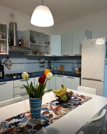 Cucina Intera In buone condizioni