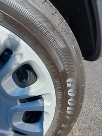 Nuovi good year, 4 pneumatici 175/65R14