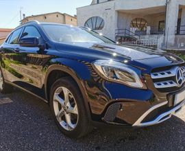 Mercedes-benz GLA 200d Automatic Premium