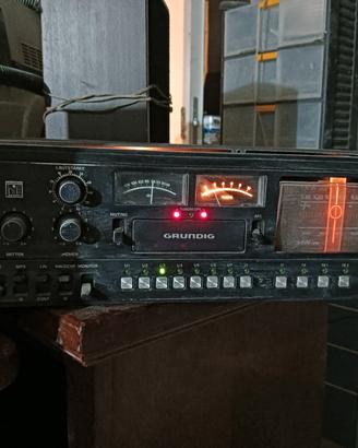 amplificatore Grundig Receiver R35