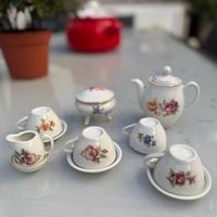 Set da collezione in miniatura – Tazzine, teiera e