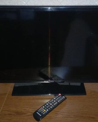 televisore tv samsung modello  ue26h400