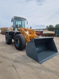 Pala Gommata Liebherr 538