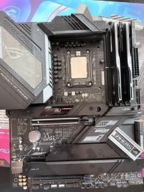 Rog strix z690-f con procesore e ram