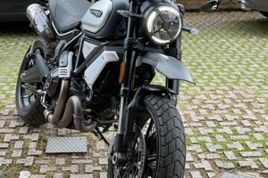 Ducati scrambler 1100 dark pro
