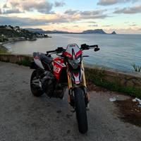 Aprilia dorsoduro 750 factory A2 