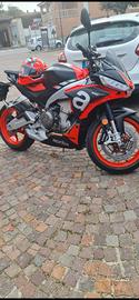 Aprilia tuono 660
