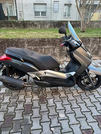 Yamaha X-max250i
