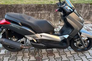 Yamaha X-max250i
