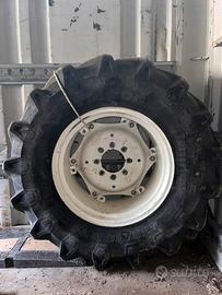 Cerchi trattore New Holland