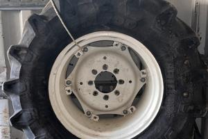 Cerchi trattore New Holland