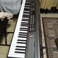 Pianoforte Roland usato, con segni ma funzionante