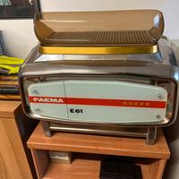 Macchina del caffe’ faema e61