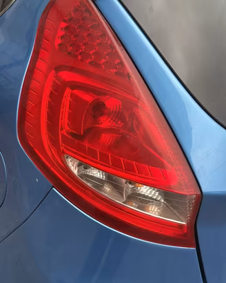 Fanale posteriore sx FORD FIESTA 2010 colore JA8 5