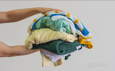 Ritiro gratis vestiti usati (2–3 sacchi)