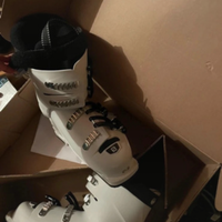 Scarponi da sci SALOMON NUOVI, usati 1 sola volta!