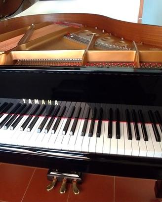 Yamaha C2 - Pianoforte a Coda