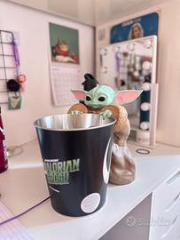 star wars the mandalorian and grogu bucket popcorn
