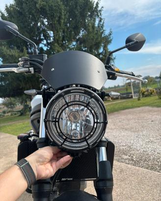 SV 650 -Griglia protezione faro SW-Motech