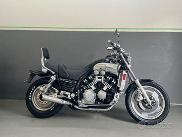 Yamaha V Max 1200