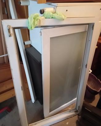 Finestra bianca pvc