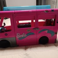 Camper Barbie con piscina