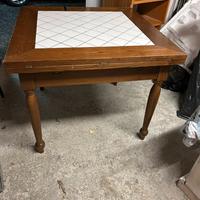 Tavolo in legno massello