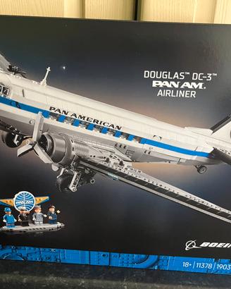 Douglas DC-3 Pan Am AIRLINER