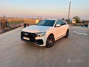 Audi Q8 3.0 benzina 340 cavalli