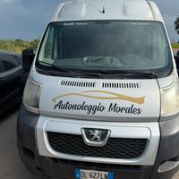 Peugeot Boxer- Furgone spazioso e affidabile