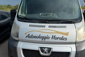 Peugeot Boxer- Furgone spazioso e affidabile