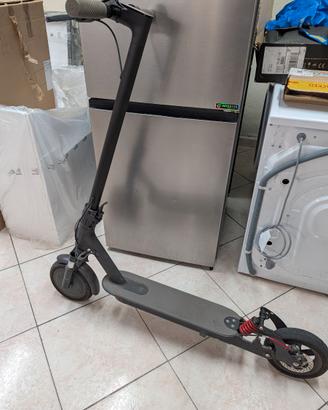 Due monopattini Xiaomi